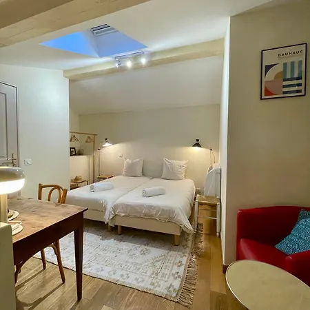 Duplex Renove Avec Balcon - Vieux Port