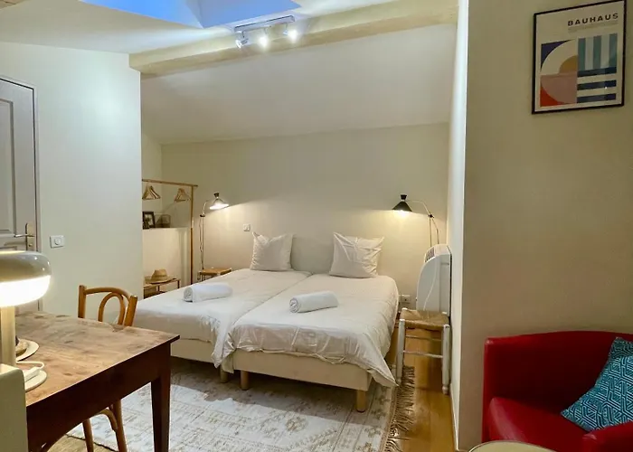 Duplex Renove Avec Balcon - Vieux Port
