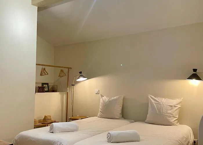 Duplex Renove Avec Balcon - Vieux Port *