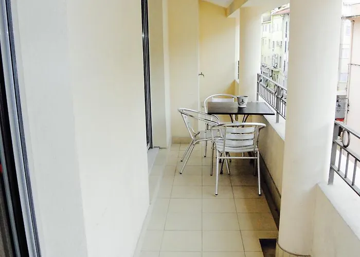 Duplex Renove Avec Balcon - Vieux Port