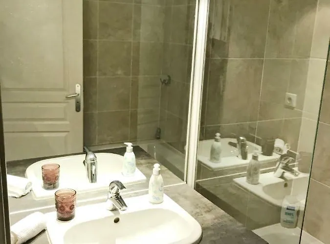 Apartman Duplex Renove Avec Balcon - Vieux Port *